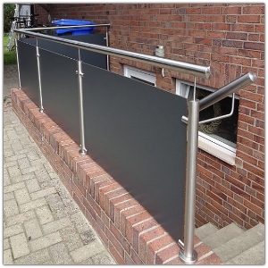 Balkonverkleidung mit HPL-Platten